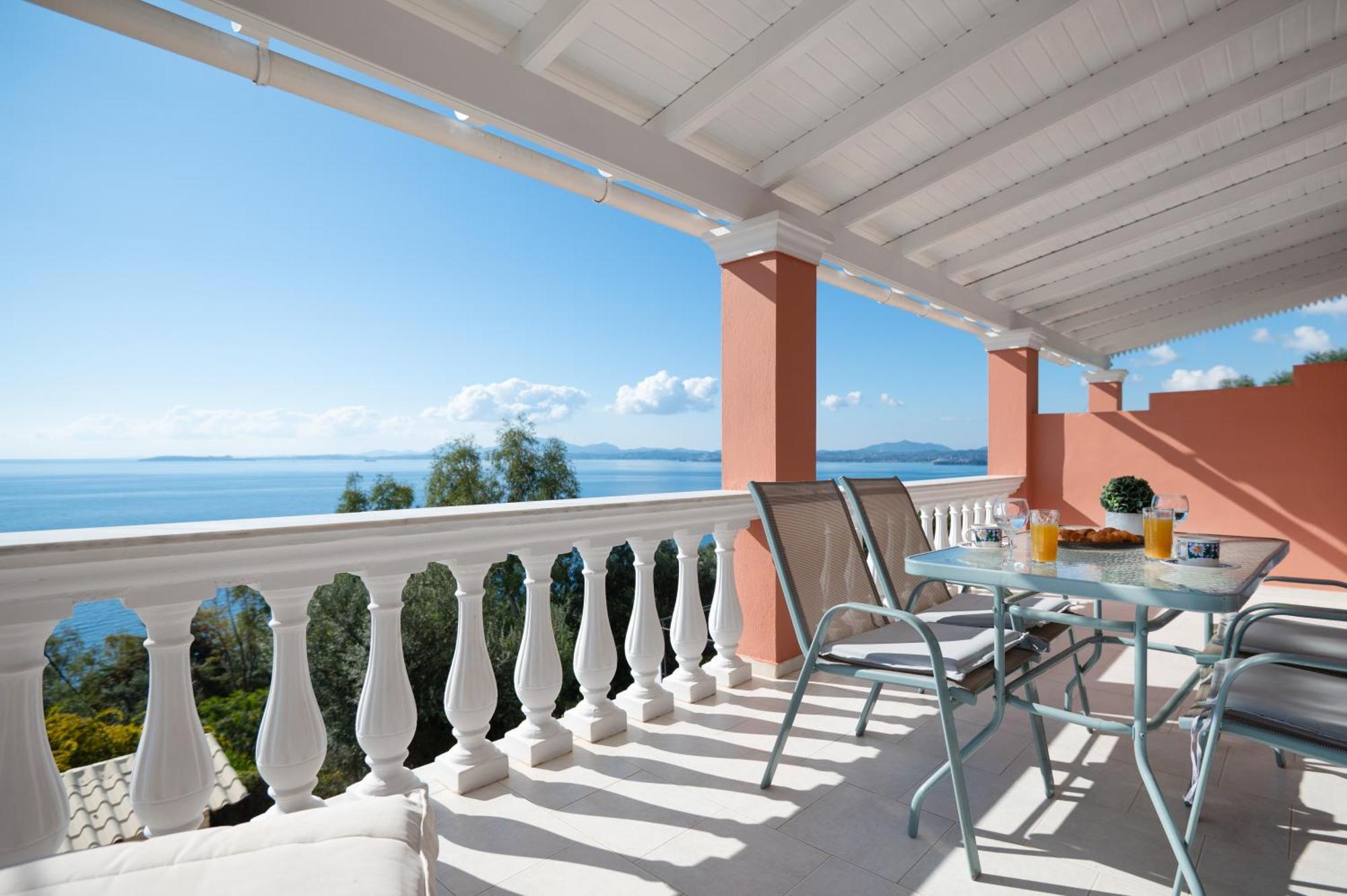Sunrise View Apartments Барбати Екстериор снимка